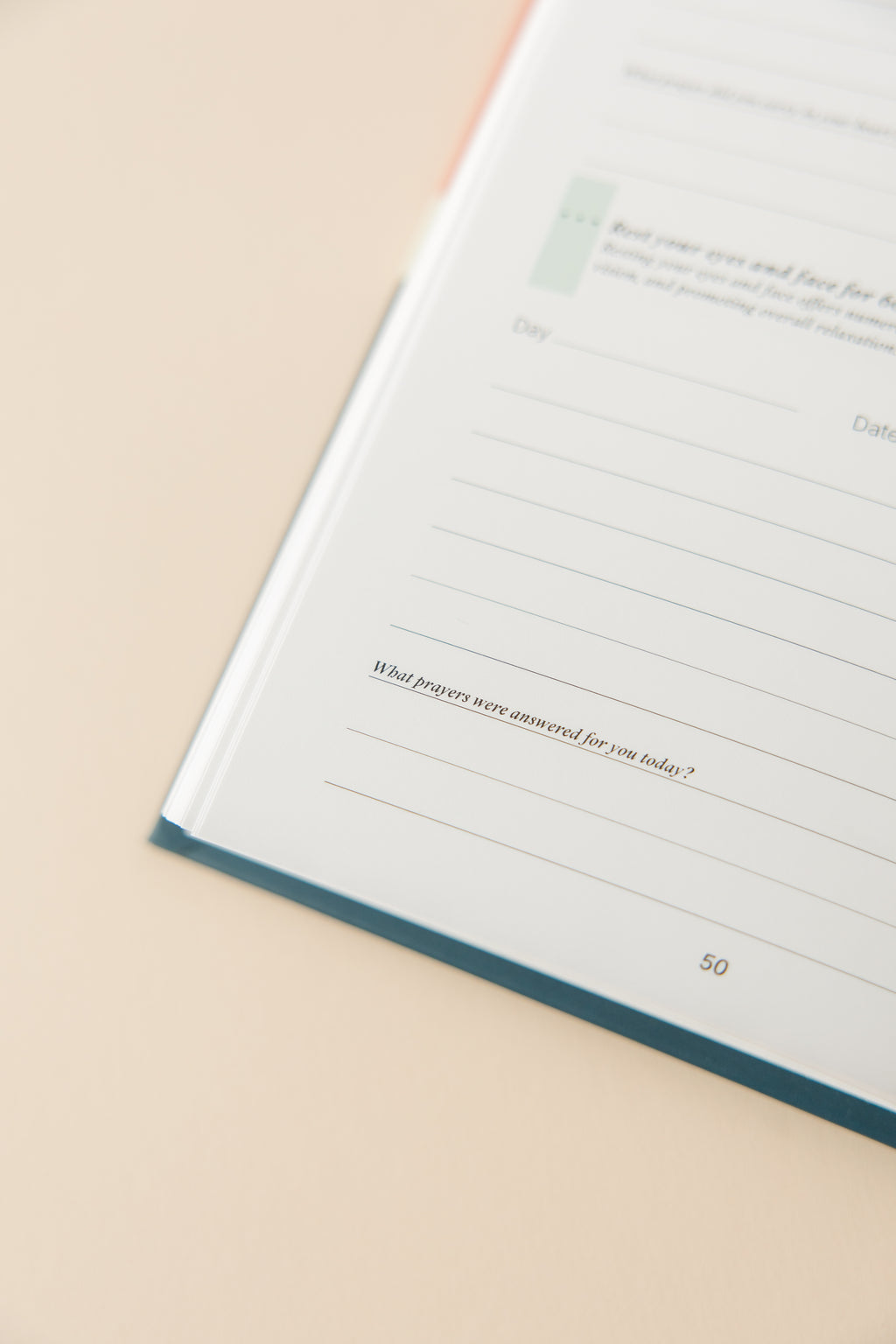 Finding Joy: The Two Minute Gratitude Journal For Christians